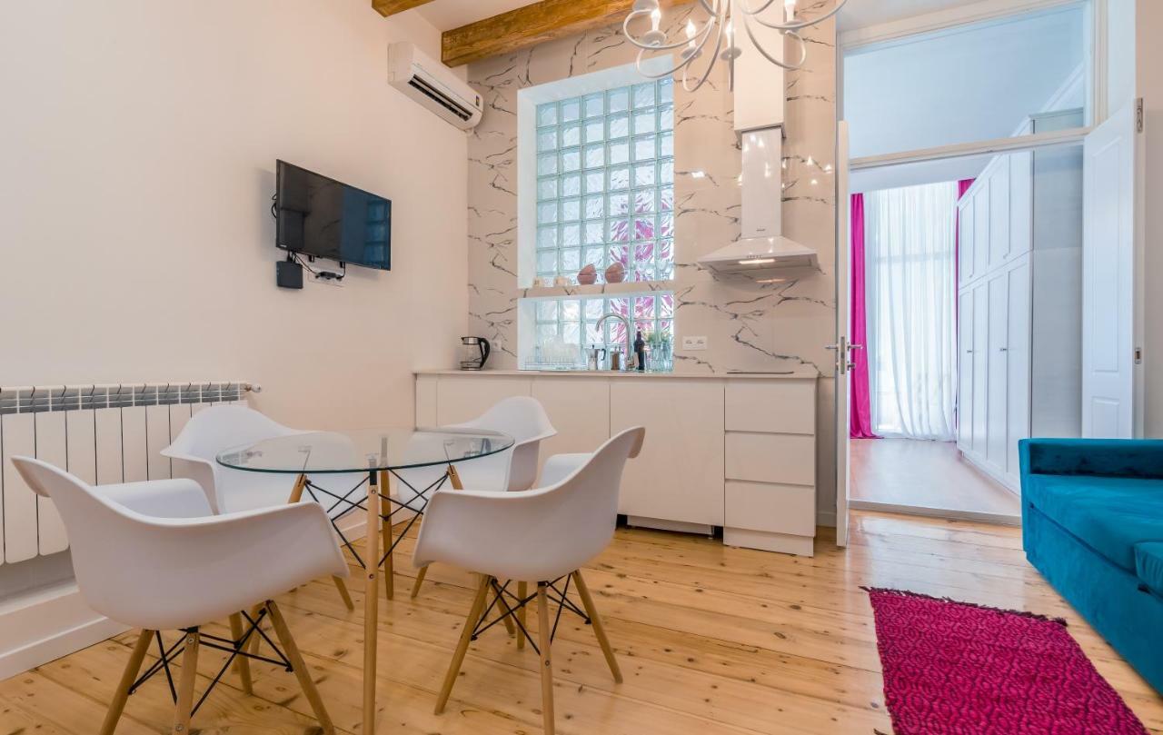 Irina'S Cozy Apartment #21 Τυφλίδα Εξωτερικό φωτογραφία